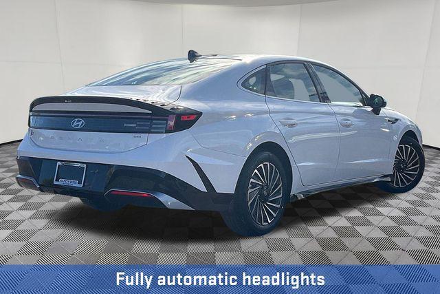 new 2026 Hyundai Sonata Hybrid car, priced at $32,217