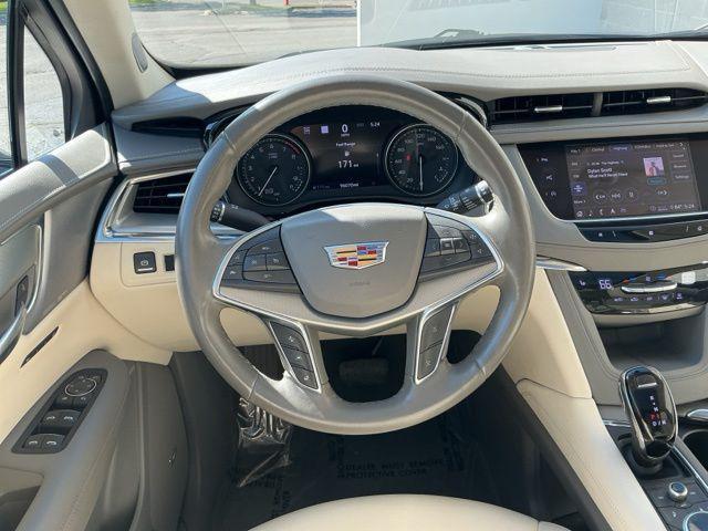 used 2020 Cadillac XT5 car, priced at $18,997