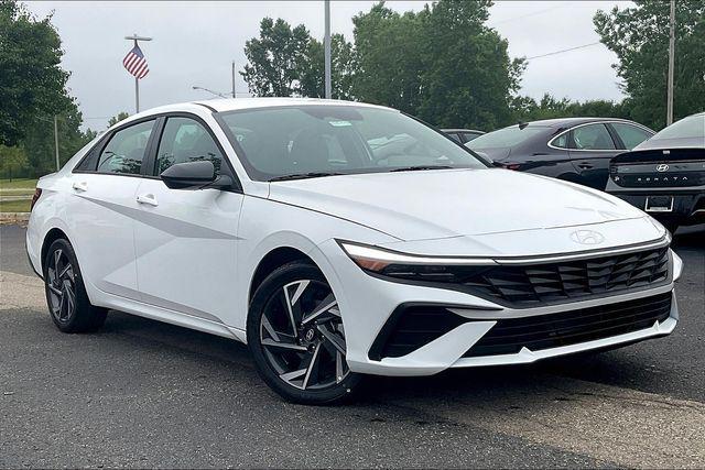 new 2025 Hyundai Elantra car, priced at $23,943
