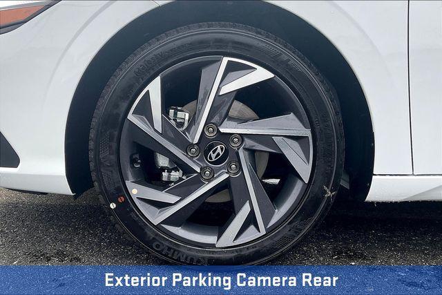 new 2025 Hyundai Elantra car, priced at $22,777