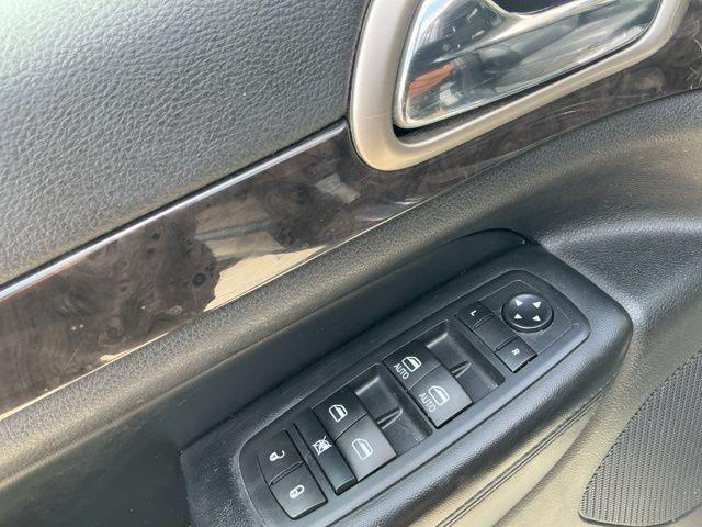 used 2013 Jeep Grand Cherokee car, priced at $8,697