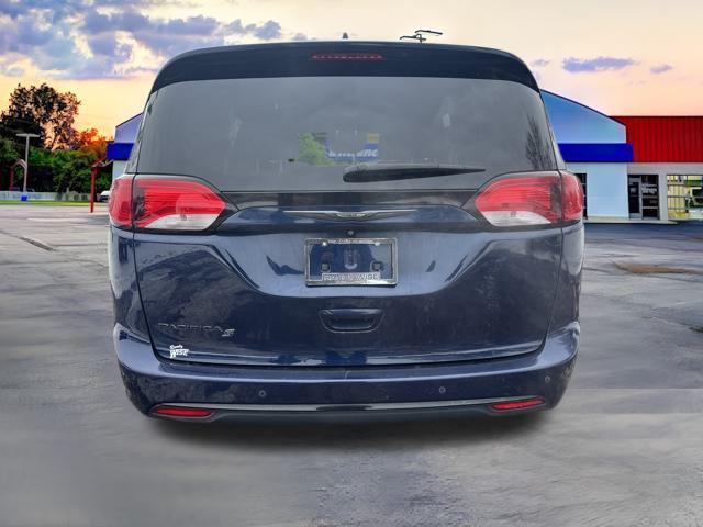 used 2018 Chrysler Pacifica car, priced at $5,888