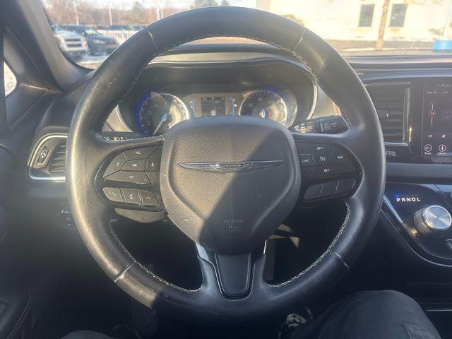 used 2018 Chrysler Pacifica car, priced at $5,888