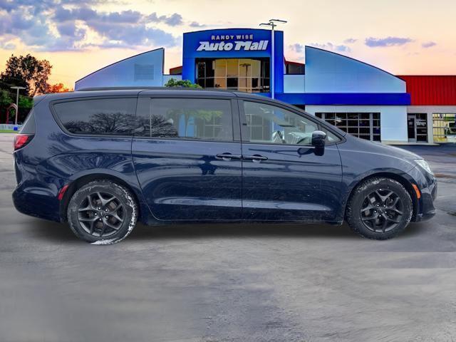 used 2018 Chrysler Pacifica car, priced at $5,888