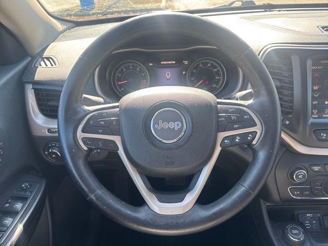 used 2014 Jeep Cherokee car, priced at $9,588