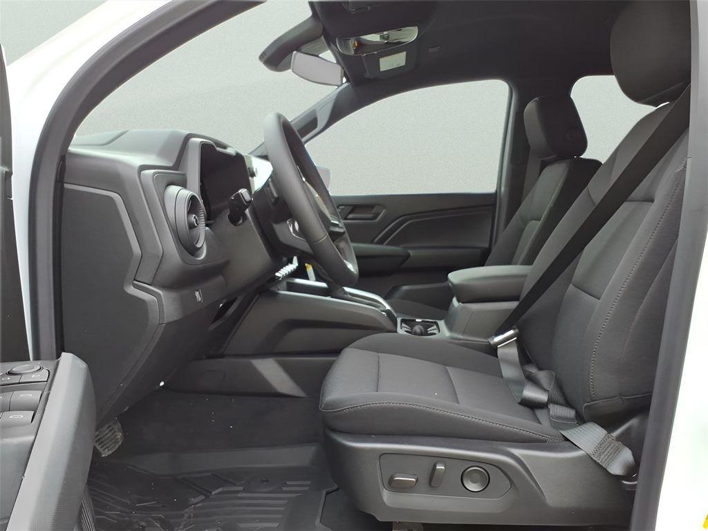 new 2026 Chevrolet Colorado car, priced at $33,055