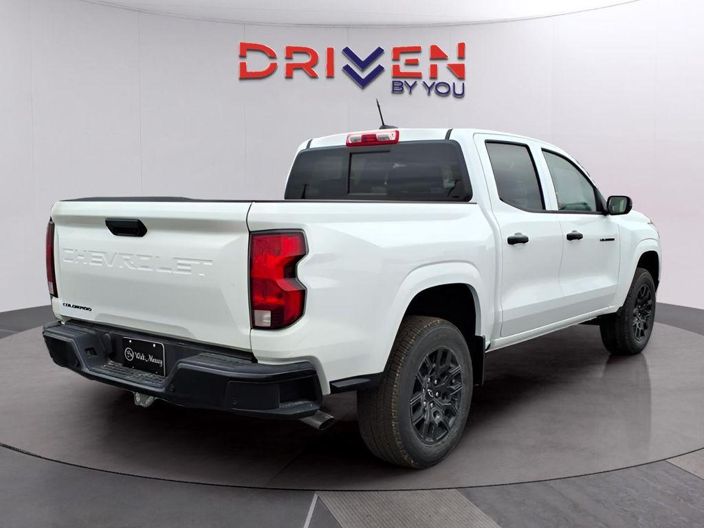 new 2026 Chevrolet Colorado car, priced at $33,055