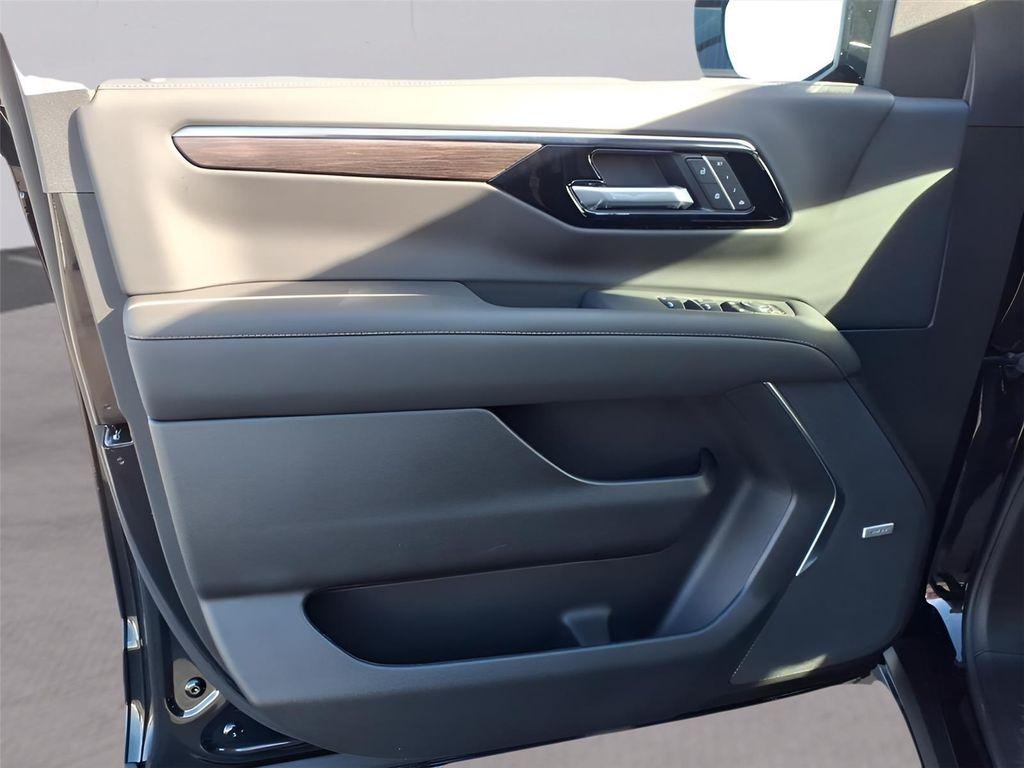 new 2026 Chevrolet Tahoe car, priced at $75,617