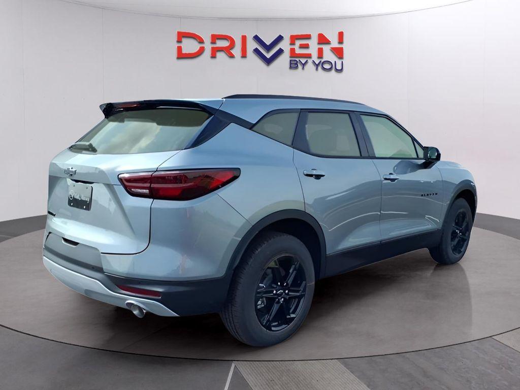 new 2025 Chevrolet Blazer car, priced at $34,374