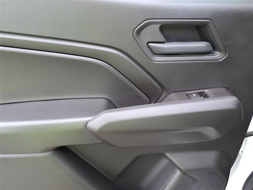 new 2026 Chevrolet Colorado car, priced at $33,055