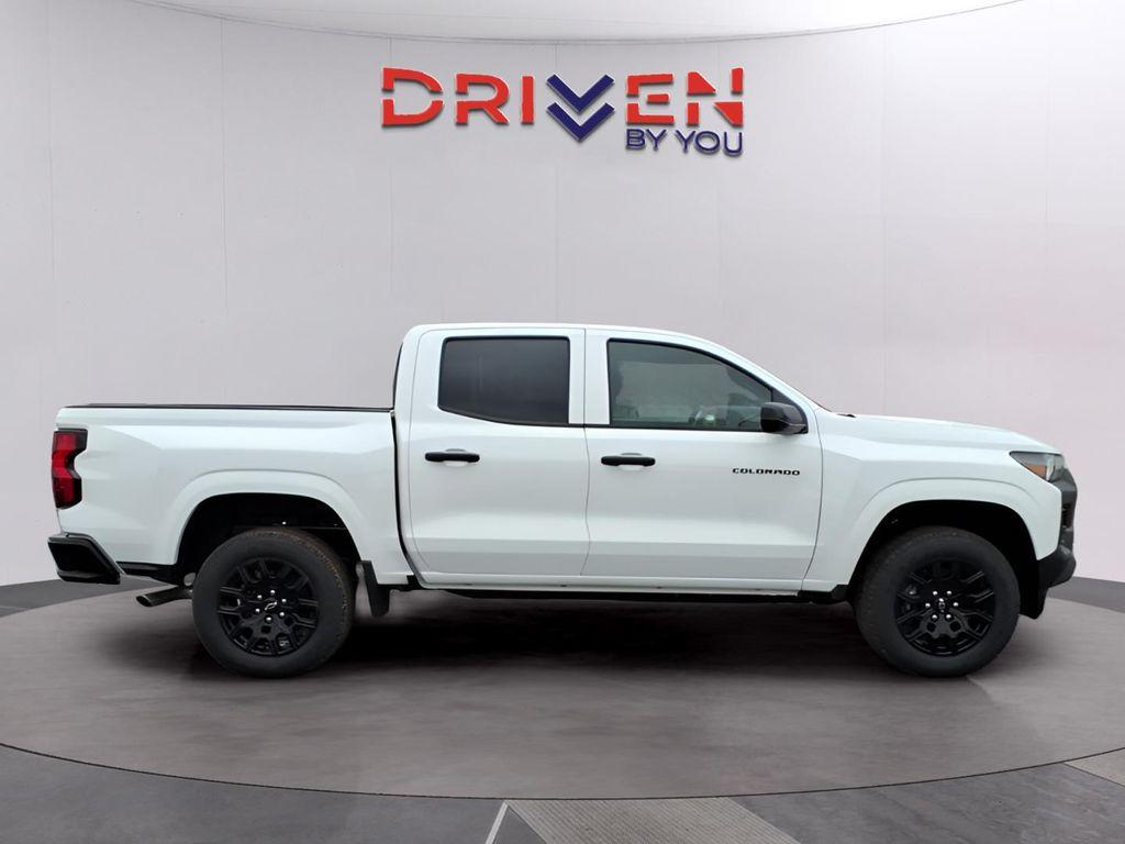 new 2026 Chevrolet Colorado car, priced at $33,055