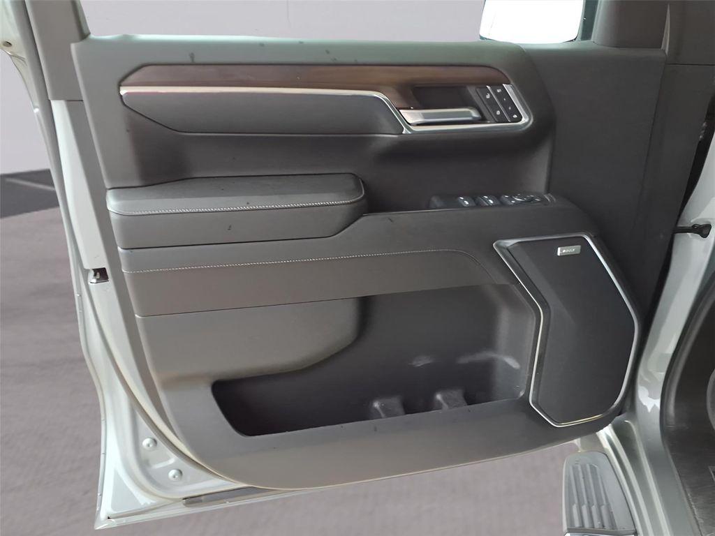 used 2023 GMC Sierra 1500 car, priced at $42,744