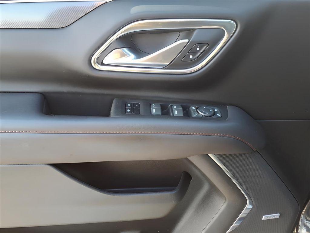 used 2022 Chevrolet Suburban car, priced at $51,464