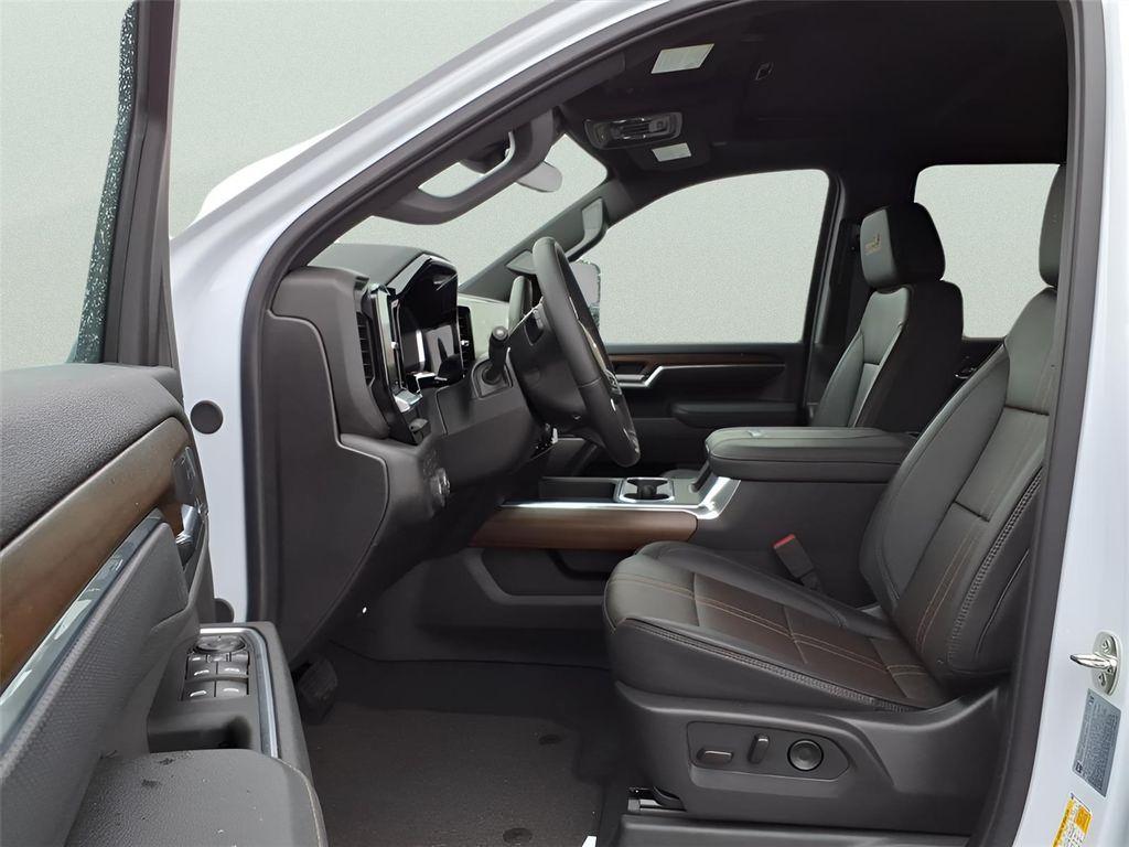 new 2026 Chevrolet Silverado 2500 car, priced at $85,560