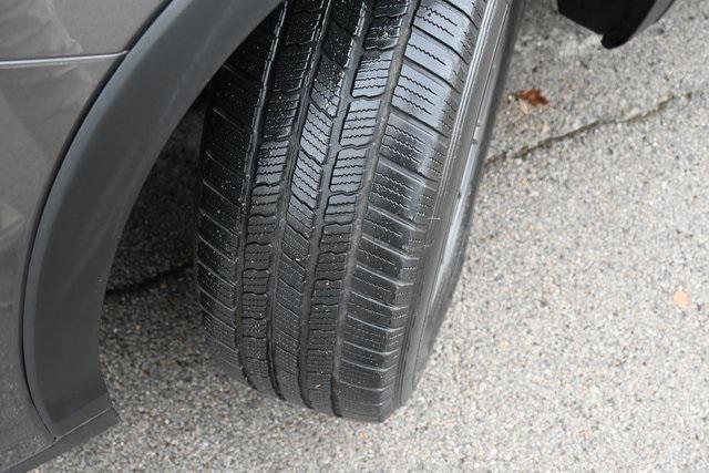 used 2018 Toyota Highlander car, priced at $23,518