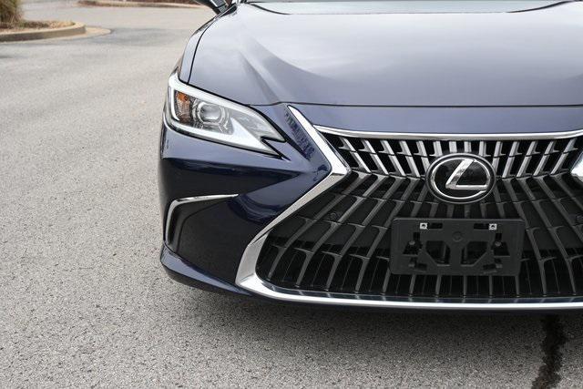 used 2023 Lexus ES 300h car, priced at $35,978