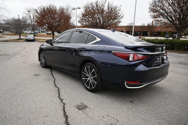 used 2023 Lexus ES 300h car, priced at $35,978