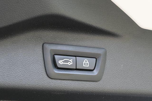 used 2022 BMW X7 car, priced at $38,610