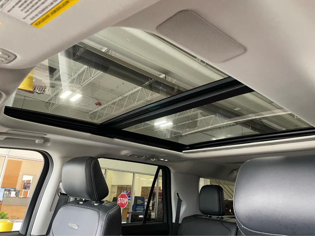 used 2025 Ford Expedition Max car, priced at $73,105