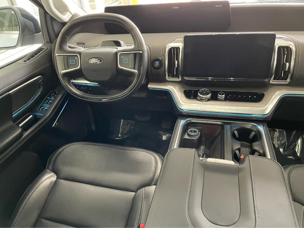 used 2025 Ford Expedition Max car, priced at $73,105