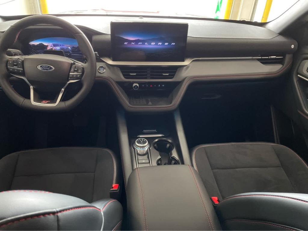 used 2025 Ford Explorer car, priced at $51,996