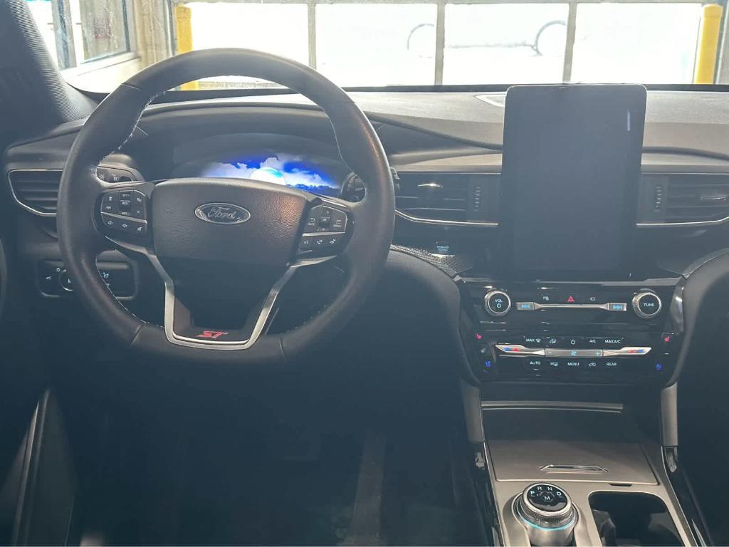used 2023 Ford Explorer car, priced at $42,924