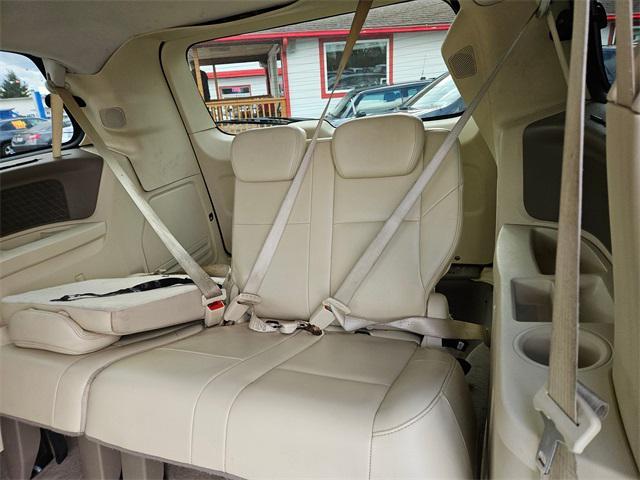 used 2010 Volkswagen Routan car, priced at $7,777