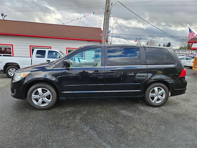 used 2010 Volkswagen Routan car, priced at $7,777