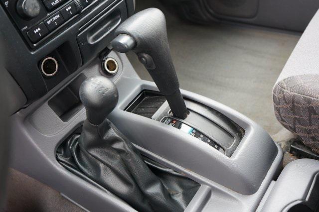 used 2000 Nissan Xterra car, priced at $5,995