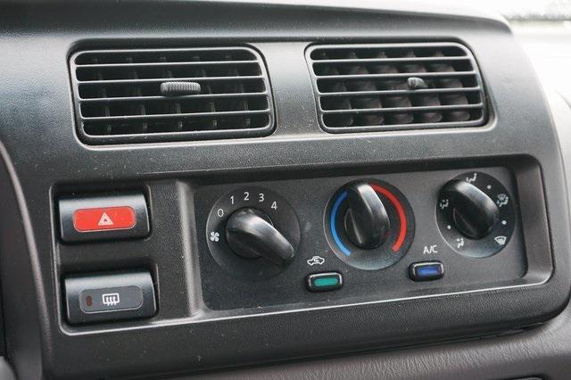 used 2000 Nissan Xterra car, priced at $5,995