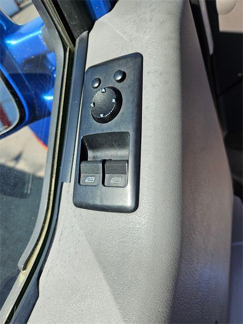 used 2002 Volkswagen Eurovan car, priced at $12,995