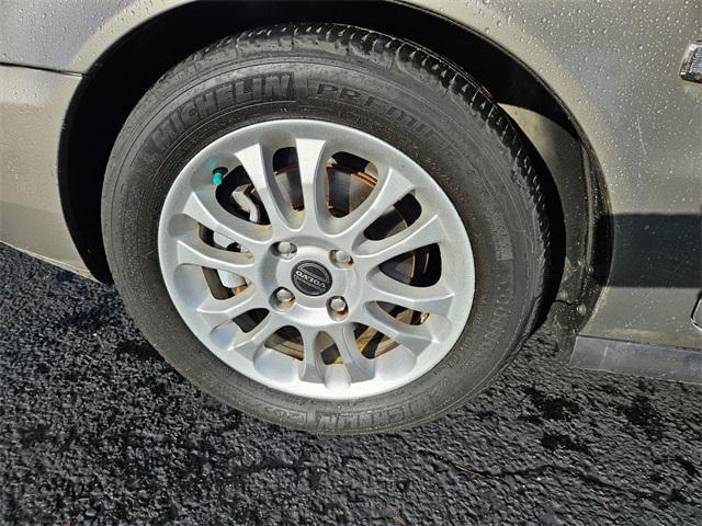 used 2004 Volvo S40 car, priced at $6,777