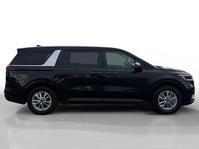 used 2024 Kia Carnival car, priced at $28,894
