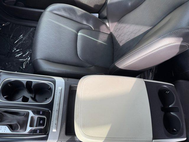 used 2024 Kia Carnival car, priced at $28,894