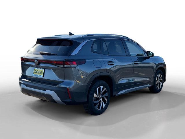 new 2026 Volkswagen Tiguan car, priced at $31,687