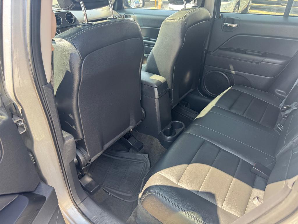 2017 Silver Jeep Patriot