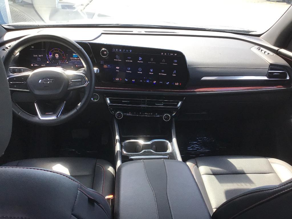 used 2025 Chevrolet Traverse car, priced at $48,440