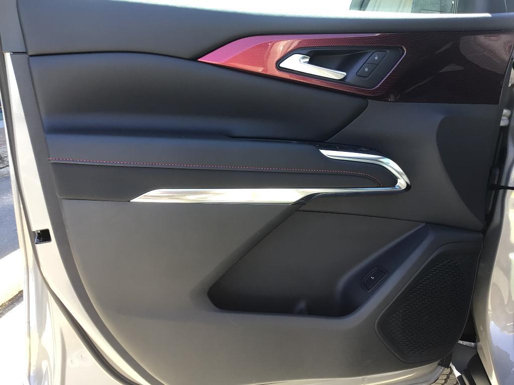 new 2026 Chevrolet Traverse car, priced at $54,534