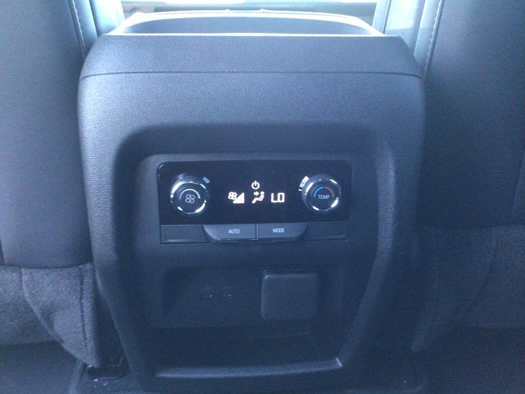 new 2026 Chevrolet Traverse car, priced at $54,534