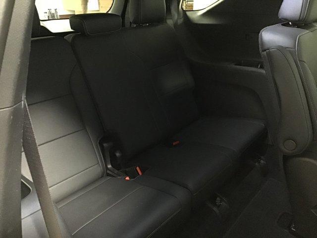 used 2025 Chevrolet Traverse car, priced at $38,864