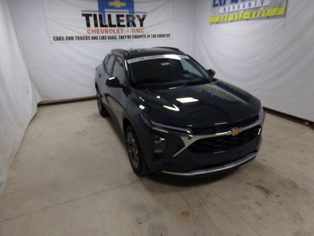 new 2025 Chevrolet Trax car, priced at $25,485