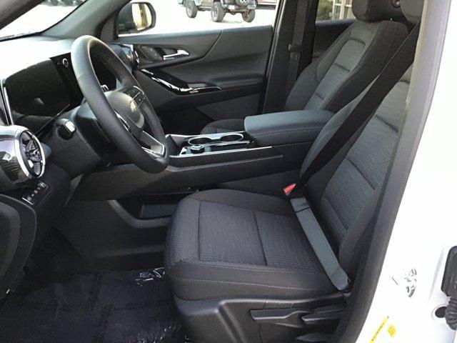 new 2026 Chevrolet Equinox car, priced at $31,995