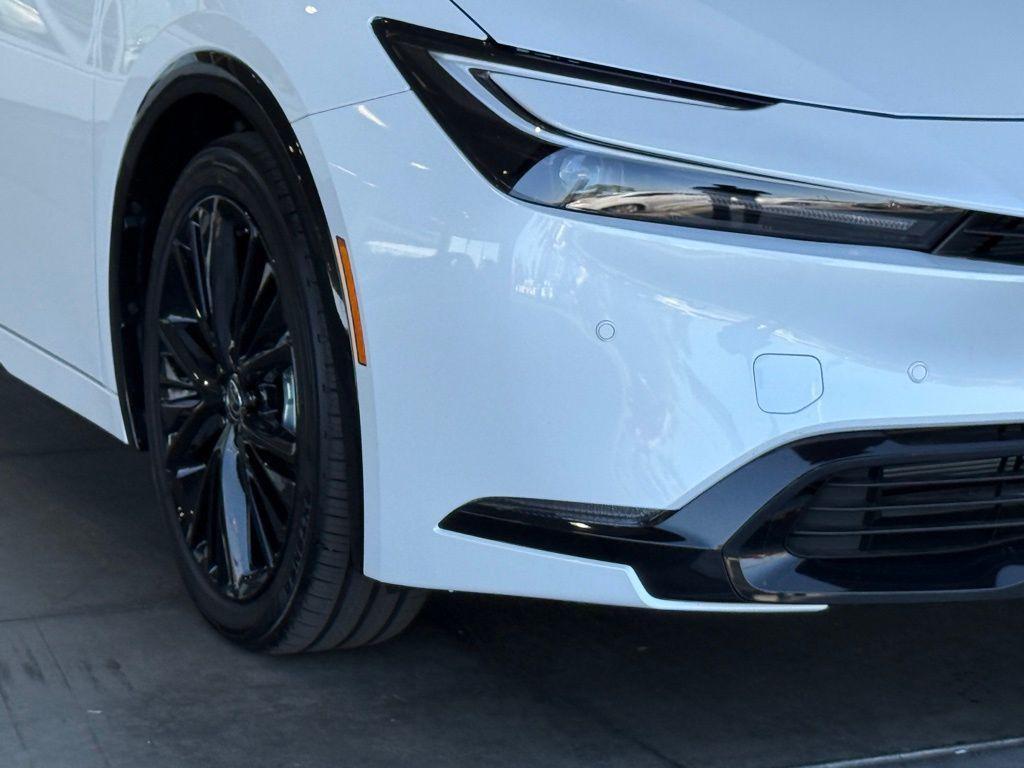 new 2026 Toyota Prius Plug-In Hybrid car, priced at $39,558