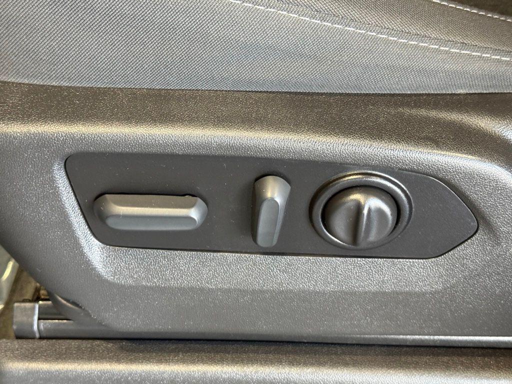 used 2022 Chevrolet Silverado 1500 car, priced at $28,987