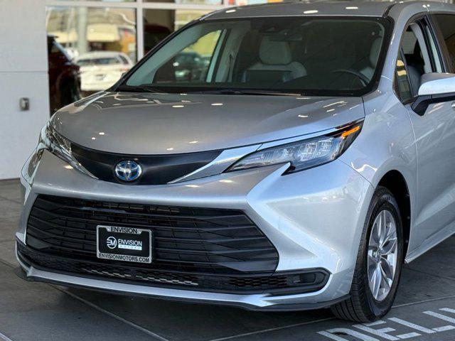 used 2024 Toyota Sienna car, priced at $34,041