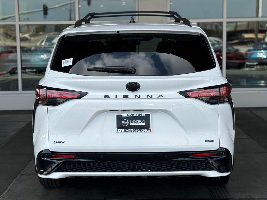 new 2026 Toyota Sienna car, priced at $52,069