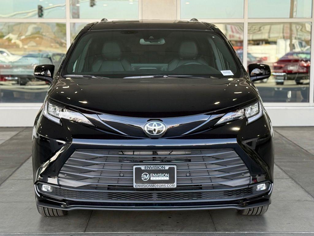 new 2026 Toyota Sienna car, priced at $52,760