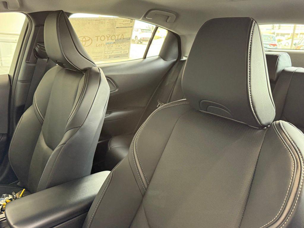 new 2026 Toyota Prius Plug-In Hybrid car, priced at $39,280