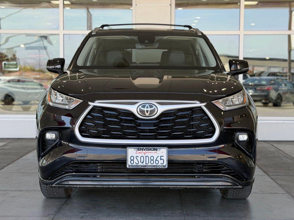 used 2020 Toyota Highlander car, priced at $24,145