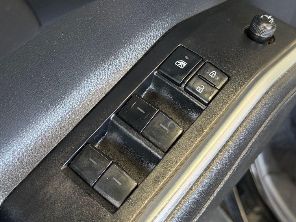 used 2020 Toyota Highlander car, priced at $24,145